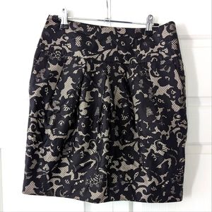 Banana Republic silk skirt, black and gray floral lace pattern, 6